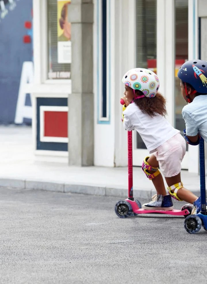 Micro - Maxi LED scooter | Fuchsia