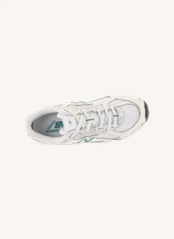 New Balance - Elasticated Lace Sneakers 740 | Green
