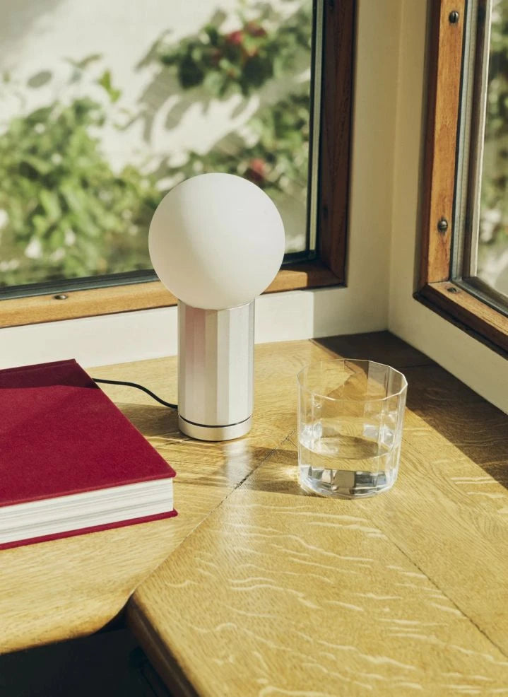 Hay - Turn On table lamp | Aluminium