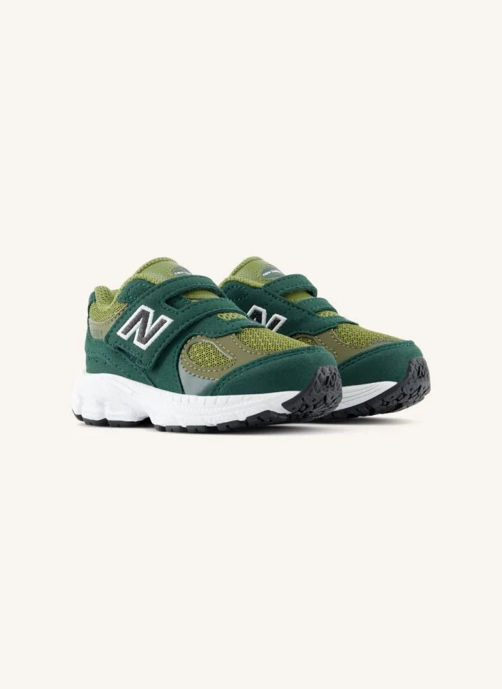 New Balance - Scratch Sneakers 2002 | Forest Green