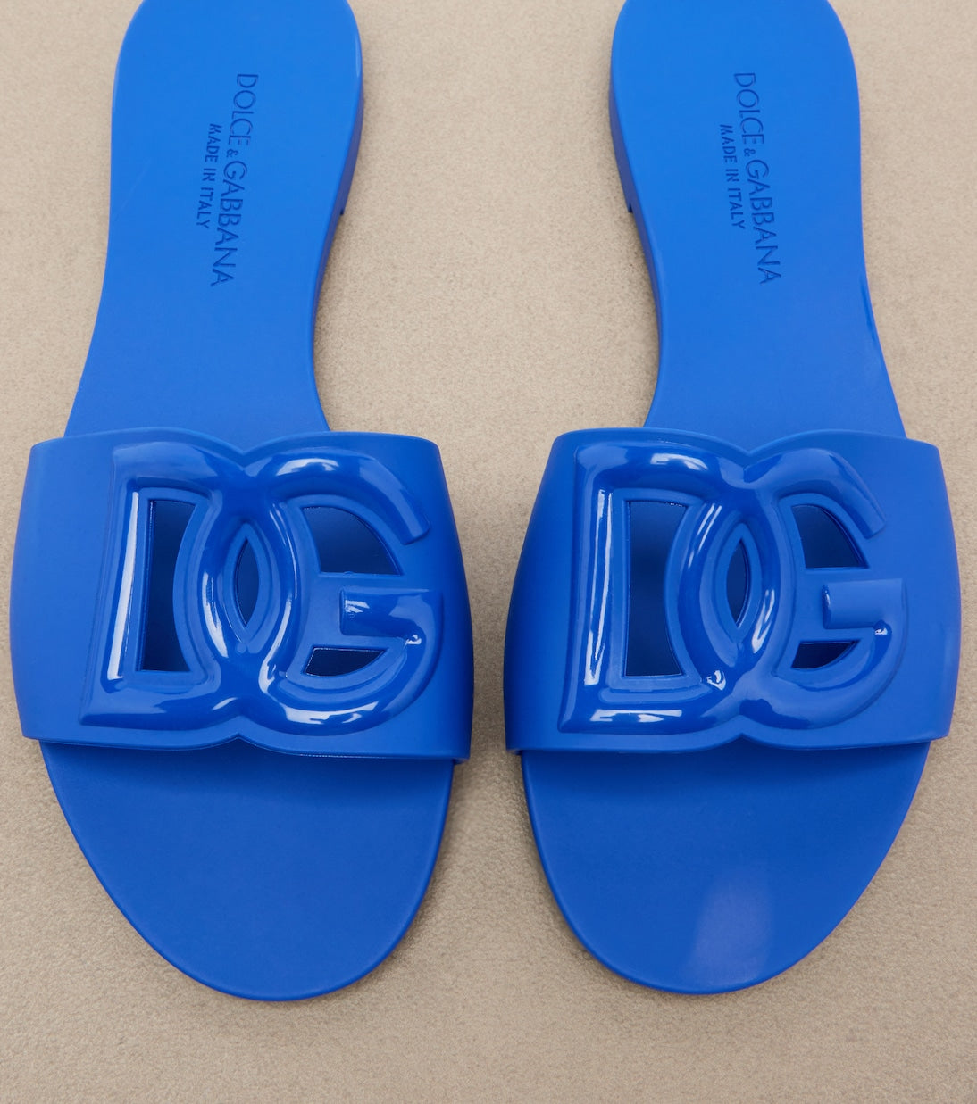 Dolce&Gabbana - DG cutout slides