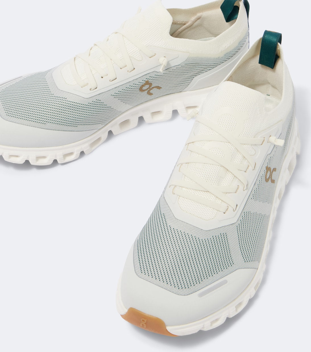 On - Cloud 6 Versa running shoes