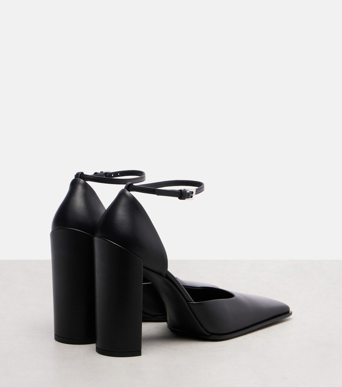 Alaïa - Leather pumps