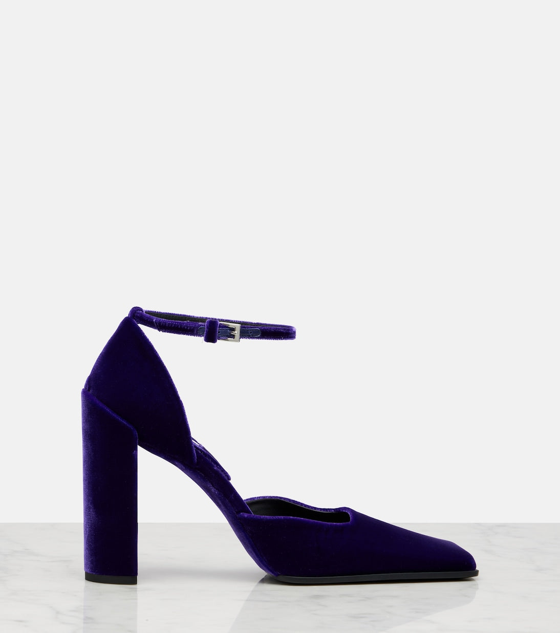 Alaïa - Square 90 velvet pumps