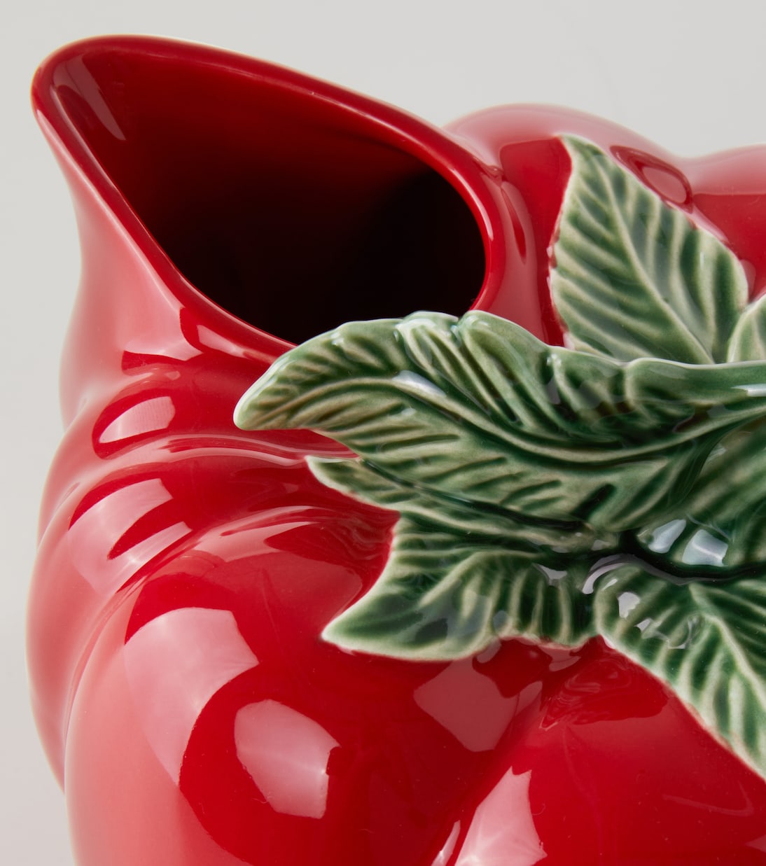 Bordallo Pinheiro - Tomate ceramic pitcher