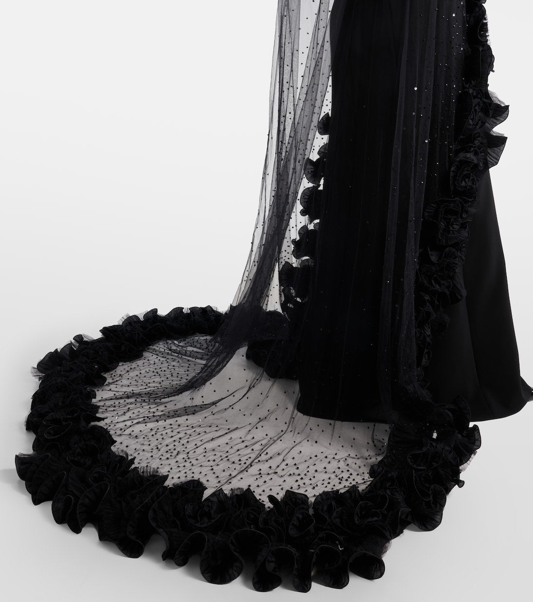 Jenny Packham - Ruffled caped gown