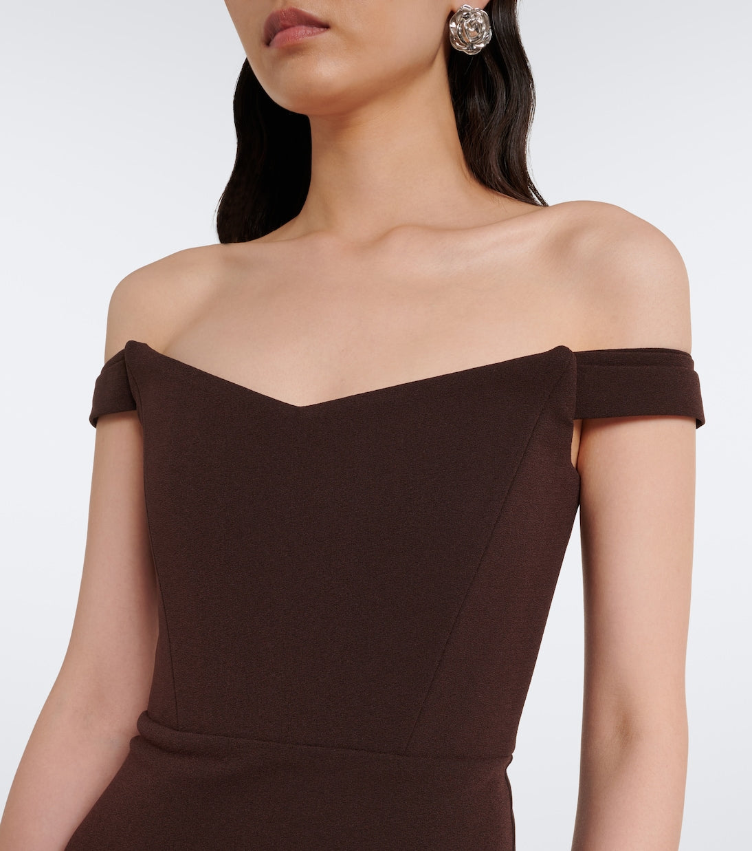 Alex Perry - Off-shoulder crêpe midi dress