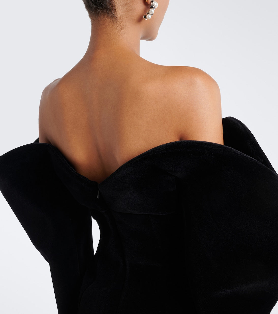 David Koma - Off-shoulder velvet minidress