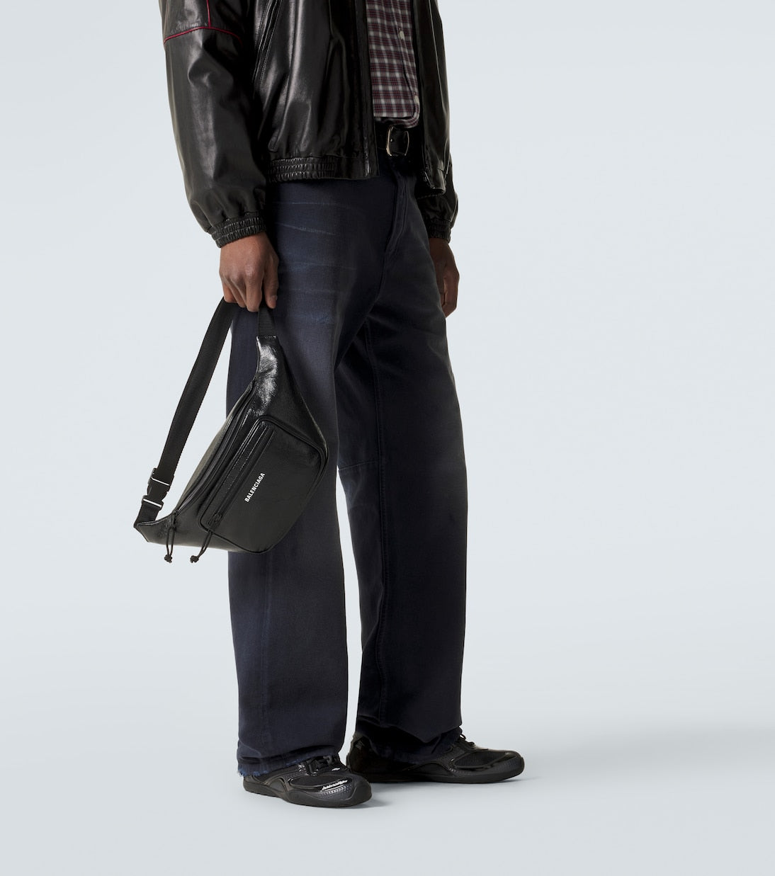 Balenciaga - Explorer leather belt bag