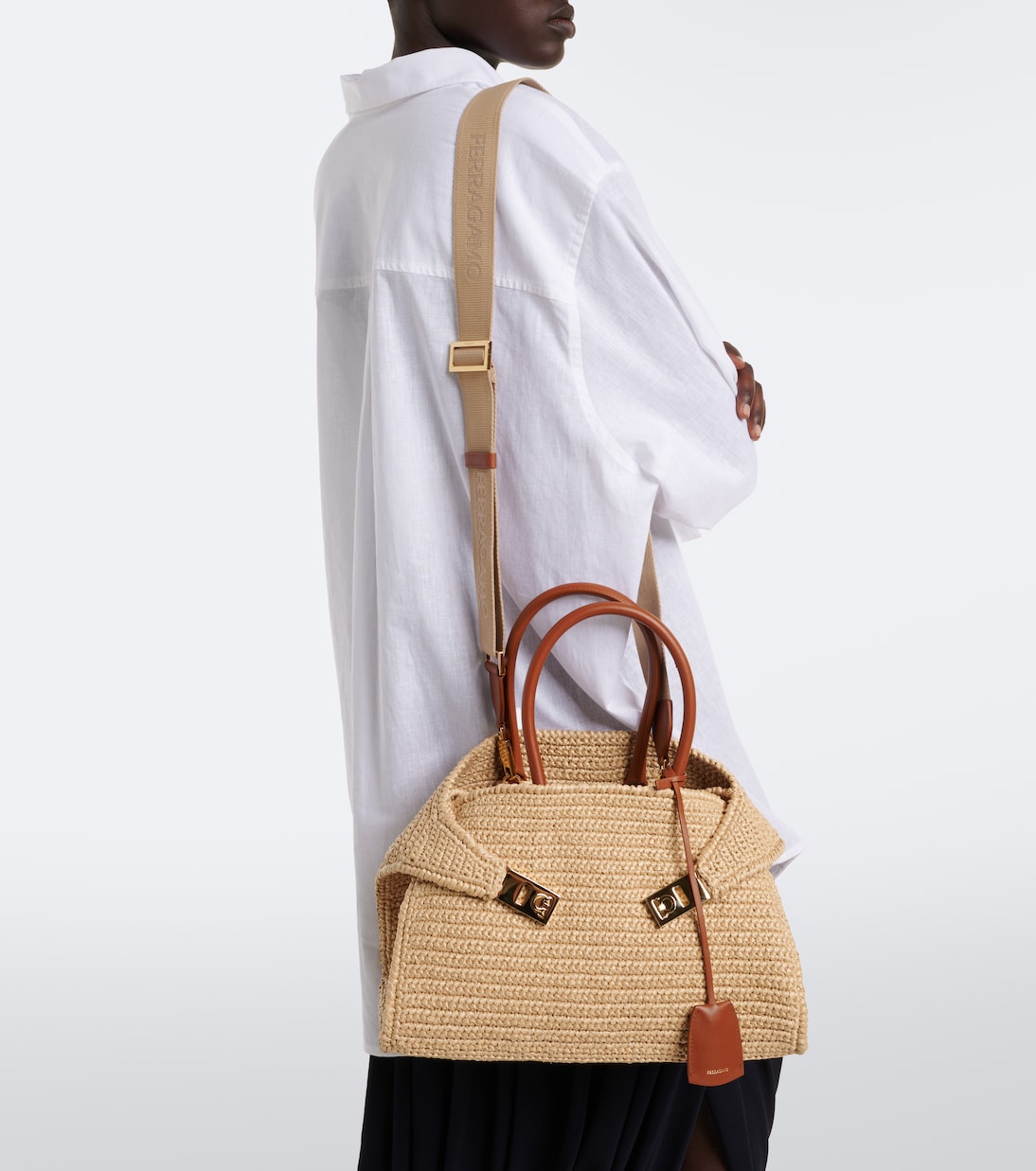 Ferragamo - Hug Medium raffia shoulder bag