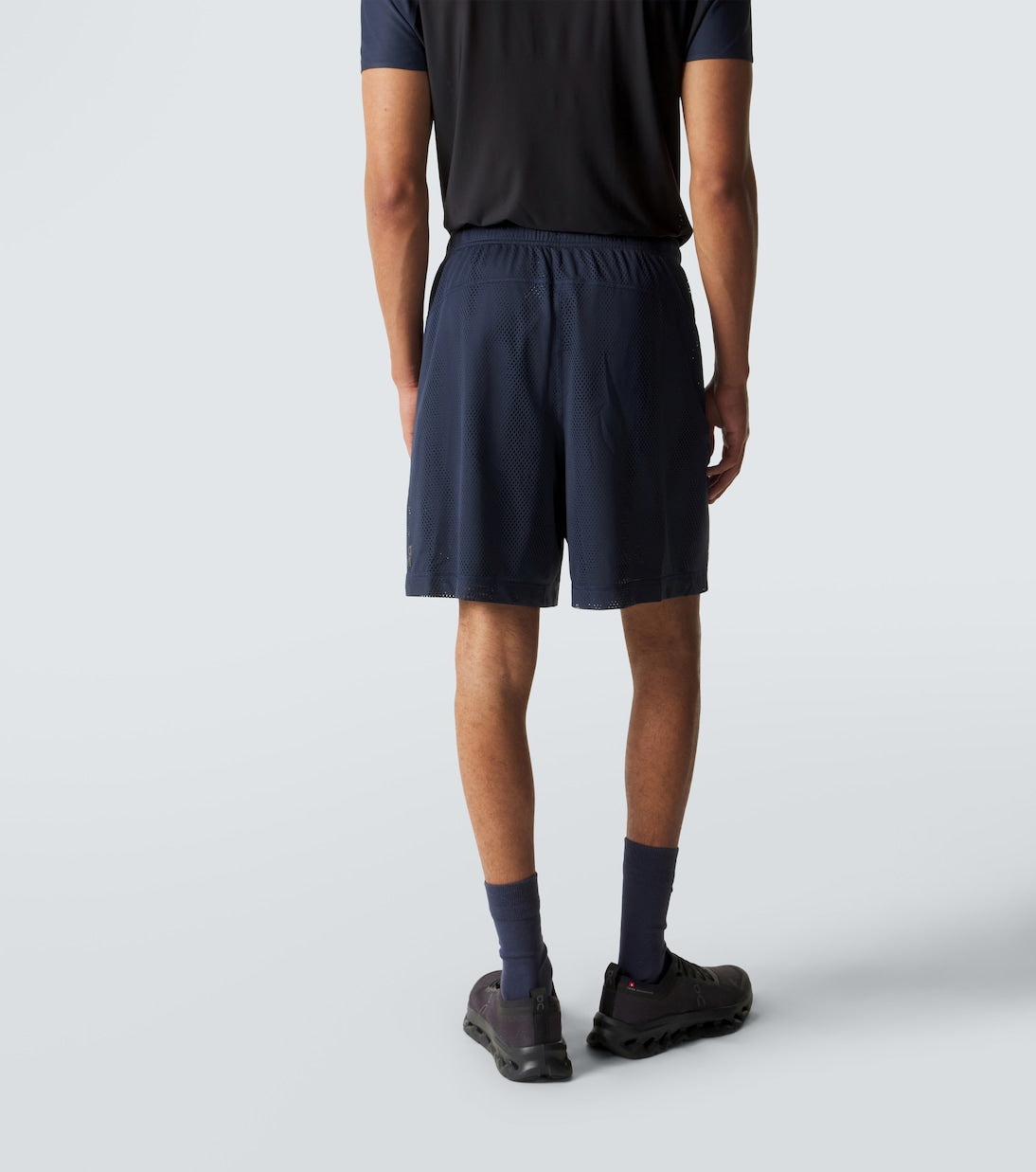On - Volt mesh shorts