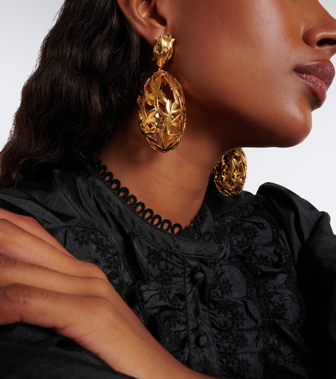Chloé - Laiton drop earrings