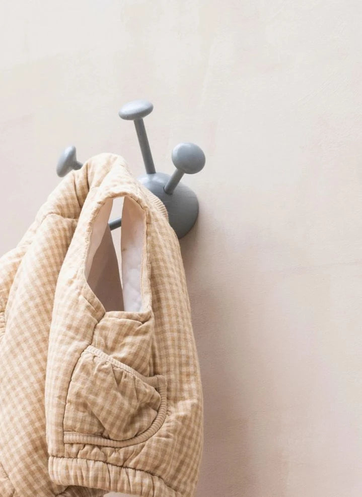 Nofred - Bug Ash Wood Hook | Grey
